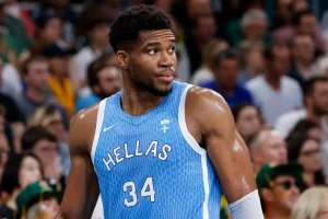 ΕΟΚ: «Κακόβουλοι κατευθυνόμενοι από παράκεντρα κατασκεύασαν ανύπαρκτο θέμα για Αντετοκούνμπο»