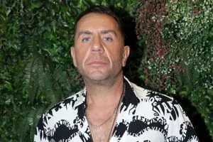 Ο Γιώργος Μαζωνάκης εισήχθη σε δημόσια ψυχιατρική κλινική