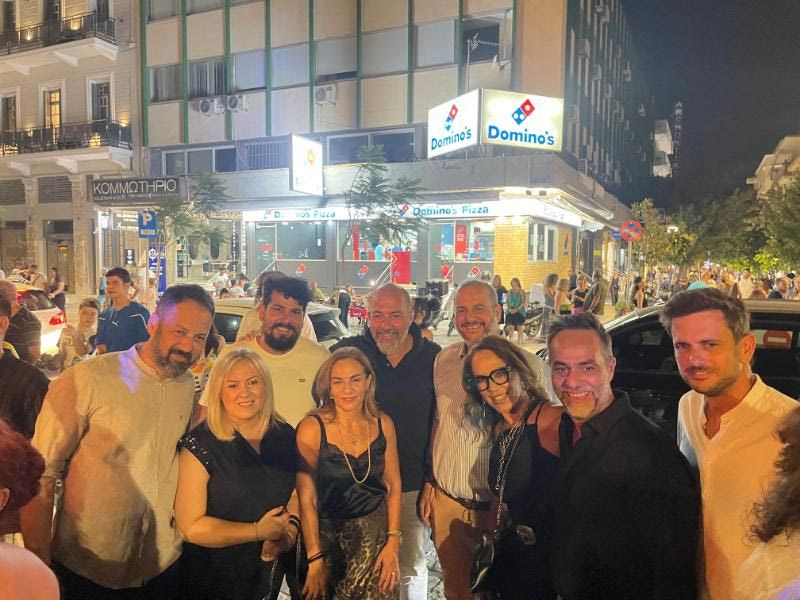 «Λευκή Νύχτα 2025»: Φωτίστηκαν τα Χανιά από αστείρευτο κέφι και την αλληλεγγύη χιλιάδων καταναλωτών και εμπόρων