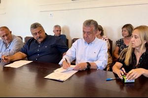 Έπεσαν οι υπογραφές για τον οδικό άξονα Πλάτανος – Σφηνάρι