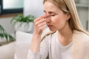 Τι προκαλεί το air condition στην μύτη και πώς μπορείτε να προστατευτείτε