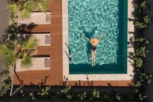 Κρήτη: Γεμίζουν τα ξενοδοχεία τον Σεπτέμβριο, πολλά άδεια κρεβάτια τον Αύγουστο