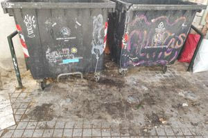 Δεν αρκεί το άδειασμα των κάδων…