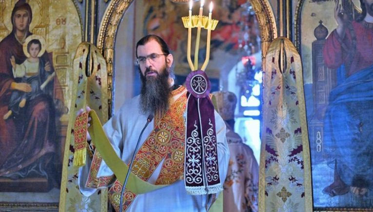 «Ένας άνθρωπος με φως» – Ποιος είναι ο νέος Επίσκοπος Καμπέρας