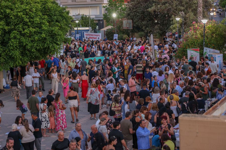 Νικήτριες  οι γεύσεις και η παράδοση στη μεγάλη γιορτή της Κρητικής διατροφής