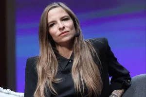 Ξεσπά η Εριέττα Κούρκουλου: «Συγγνώμη στις γυναίκες που απογοητεύσαμε και ένα συγγνώμη στον γιο μου που έχασα το πρώτο του κολύμπι»