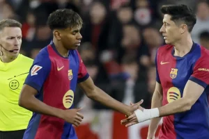 Η UEFA τιμώρησε Γιαμάλ και Λεβαντόφσκι για παραβίαση κανονισμών σε έλεγχο ντόπινγκ