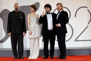 Αποθεώθηκε η “Bugonia” του Γιώργου Λάνθιμου στη Βενετία