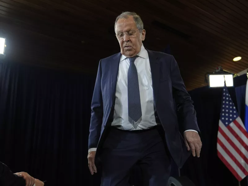 Λαβρόφ: «Οι εδαφικές αλλαγές αποτελούν πολύ συχνά αναπόσπαστο στοιχείο μιας συμφωνίας»