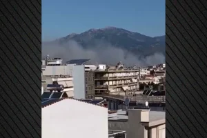 Σε δύο μέτωπα η φωτιά στην Κομοτηνή – Εντολή εκκένωσης για την περιοχή Ήφαιστος