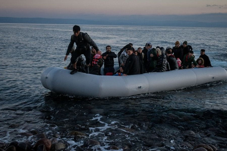 Εντοπίστηκαν και διασώθηκαν 65 μετανάστες στα ανοιχτά της Γαύδου