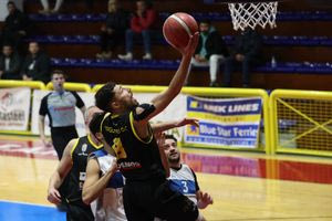 Μπάσκετ: Πήρε Μηλαθιανάκη η Αναγέννηση