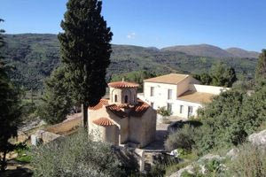 Ειδικό λεωφορείο από το Ηράκλειο για την εορτή της Παναγίας Γκουβερνιώτισσας