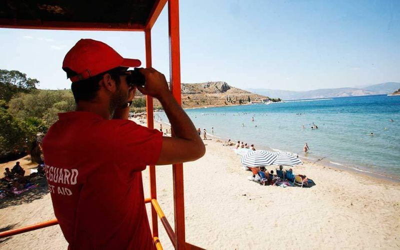 Τραμπουκισμούς δέχονται οι ναυαγοσώστες – 82 διασώσεις στα Χανιά το φετινό καλοκαίρι