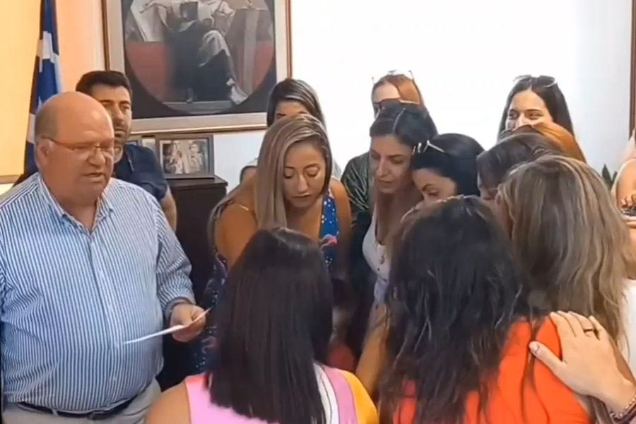 Ο όρκος των νεοδιόριστων εκπαιδευτικών στο Ηράκλειο (βίντεο)