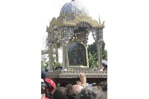 Η Κρήτη γιορτάζει το «Μικρό Πάσχα» του καλοκαιριού – Μονές και εκκλησίες που τιμούν την Παναγαία