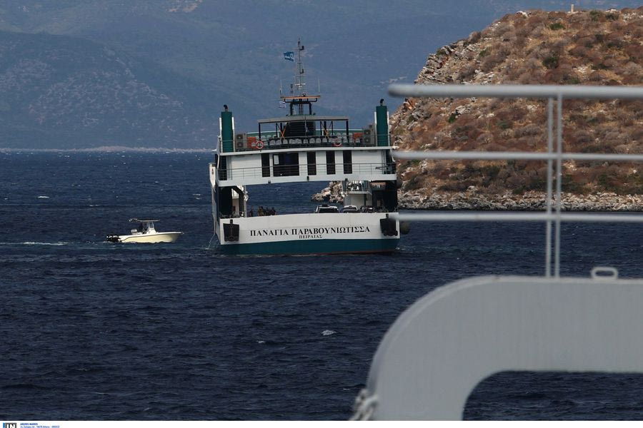 Υπό κράτηση ο πλοίαρχος του φέρι μποτ που προσάραξε σε ξέρα στα Νέα Στύρα