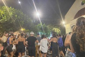 Τα Ξυλουράκια ξεσήκωσαν το Περαχώρι (φωτογραφίες)