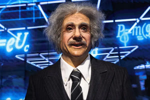 Από μπάτλερ μέχρι Αϊνστάιν: Πάνω από 100 διαφορετικά είδη ρομπότ προς πώληση – Πόσο κοστίζουν