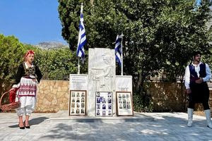 Λευτέρης Αυγενάκης: Τιμή και μνήμη για τους ήρωες του Σάρχου και των Σκουρβούλων