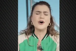 Τουρκάλα τραγουδίστρια ερμηνεύει το «Όλα σε θυμίζουν» της Χαρούλας Αλεξίου