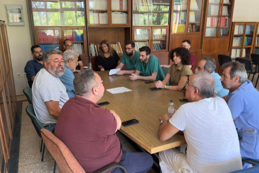 «Απόφαση απελπισίας»: Την παραίτηση συζητούν οι γιατροί μετά τα εντέλεσθε του Ν. Παπαβασιλείου