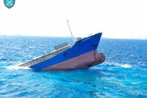 «Επικίνδυνο ναυάγιο για τη ναυσιπλοΐα» – Βυθίστηκε το φορτηγό πλοίο στο Ακρωτήριο Σίδερο