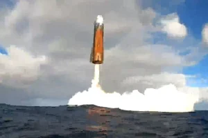 Επιτυχία με την 10η για το Starship: Δείτε βίντεο με την εντυπωσιακή πτήση και την προσθαλάσσωση στον Ινδικό Ωκεανό