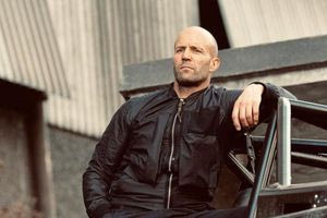 Στην Αντίπαρο ο ηθοποιός Τζέισον Στέιθαμ