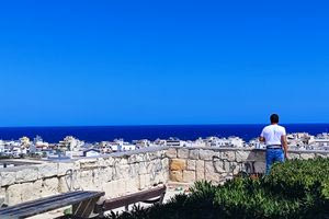 Το μνημείο – ησυχαστήριο στα (πολύ) ψηλά της πόλης (φωτογραφίες)