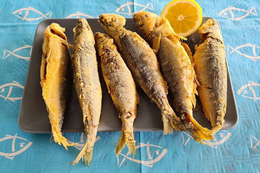 Τραγανά τηγανητά ψάρια στο air fryer