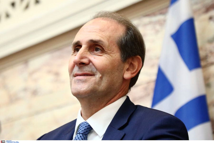 Πέθανε από ανακοπή καρδιάς ο Απόστολος Βεσυρόπουλος γραμματέας της ΚΟ της Νέας Δημοκρατίας