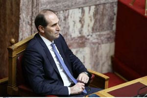 Υπουργείο Υγείας για το θάνατο Βεσυρόπουλου: Σε 20 λεπτά έφθασε ασθενοφόρο