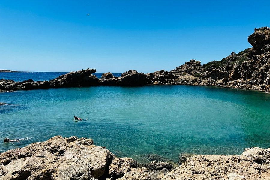 Βουλόλιμνη, η φυσική πισίνα της Κρήτης που μοιάζει με μικρό “θαύμα”