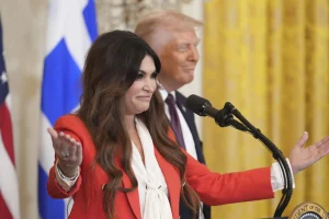 ΗΠΑ: “Μπλόκο” των Δημοκρατικών σε Γκιλφόιλ και άλλους 130 υποψηφίους