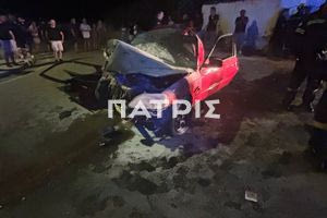 Σοβαρό τροχαίο στην Αμμουδάρα –  Εγκλωβίστηκαν δύο νεαροί – Δείτε φωτογραφίες