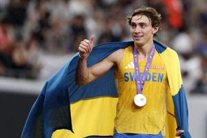 Υπεράνθρωπος Ντουπλάντις – Νέο Παγκόσμιο ρεκόρ με 6.30 – Δεύτερος στο Τόκιο ο Καραλής