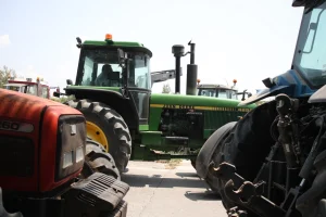 Αγρότες απέκλεισαν συμβολικά την Εθνική Οδό Θεσσαλονίκης – Νέων Μουδανίων