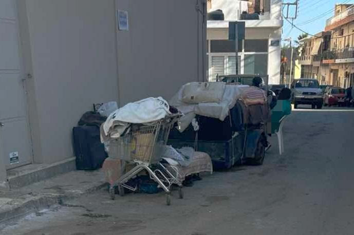 Ηράκλειο: Ένα νοικοκυριό στον δρόμο… (φωτογραφίες)
