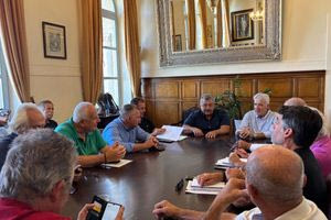 Σύσκεψη για το αρδευτικό νερό στα Χανιά