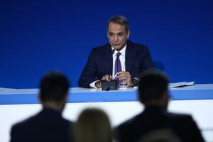 Θα μοιράσει πακέτα και θα…πουλήσει σταθερότητα! Ποιες ντουλάπες κρύβουν…σκελετούς; Πόσο έτοιμοι είμαστε να βάλουμε το…καλώδιο στην πρίζα;