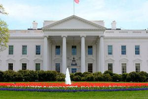 Τραμπ: Θέλει να σταματήσει την επιλογή φύλου των τρανς, στα διαβατήρια