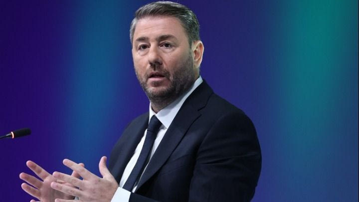 «Νίκη του ΠΑΣΟΚ σημαίνει πολιτική αλλαγή»: Live η συνέντευξη τύπου του Νίκου Ανδρουλάκη στη ΔΕΘ
