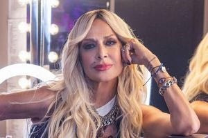 Άννα Βίσση: Έγινε νονά σε βάπτιση που παρευρέθηκε και ο Έλτον Τζον