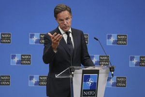 Μαρκ Ρούτε: Το ΝΑΤΟ στέλνει «ανατολική φρουρά» στα σύνορα με τη Ρωσία