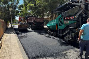 Στη Νέα Αλικαρνασσό συνεχίζεται το πρόγραμμα ασφαλτοστρώσεων