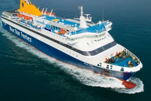 Νεκρός 20χρονος ναυτικός του Blue Star Χίος – Εγκλωβίστηκε σε πόρτα του γκαράζ