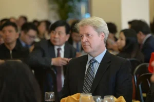 Πριγκίπισσα Diana: 28 χρόνια μετά τον θάνατό της, ο αδερφός της τιμά τη μνήμη της