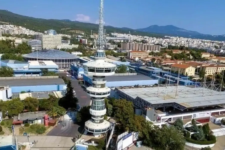 Τσουκαλάς: Ο πρωθυπουργός προσπαθεί απεγνωσμένα να γαντζωθεί στην εξουσία