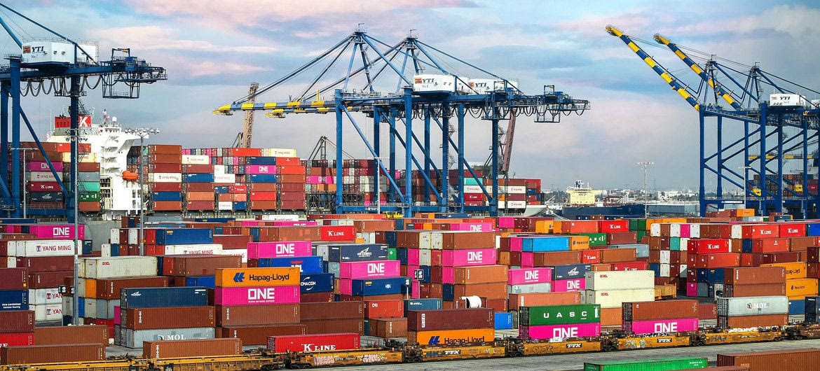 Τεχνητή Νοημοσύνη: Θα αυξήσει το παγκόσμιο εμπόριο σχεδόν 40%, έως το 2040